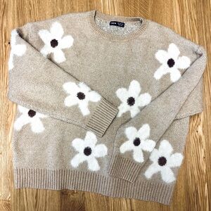Flower sweater